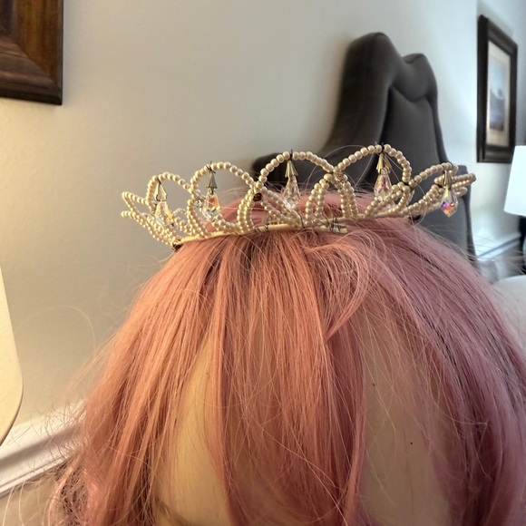 Vintage 1950s White Beaded Crystal Teardrop Bridal Tiara main image 7
